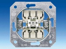 Трехполюсный выключатель, 3 НО, 16 A - Электрические части для выключателей