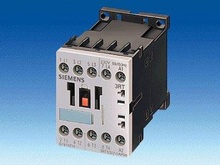 Контакторы 3RT15, 4-х полюсные (2З+2Р), для коммутации двигателей 4…18,5kW - Контакторы для прочих задач