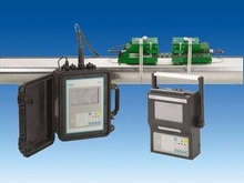 SITRANS FUP1010 Portable clamp-on - Clamp-on ultrasonic flowmeters